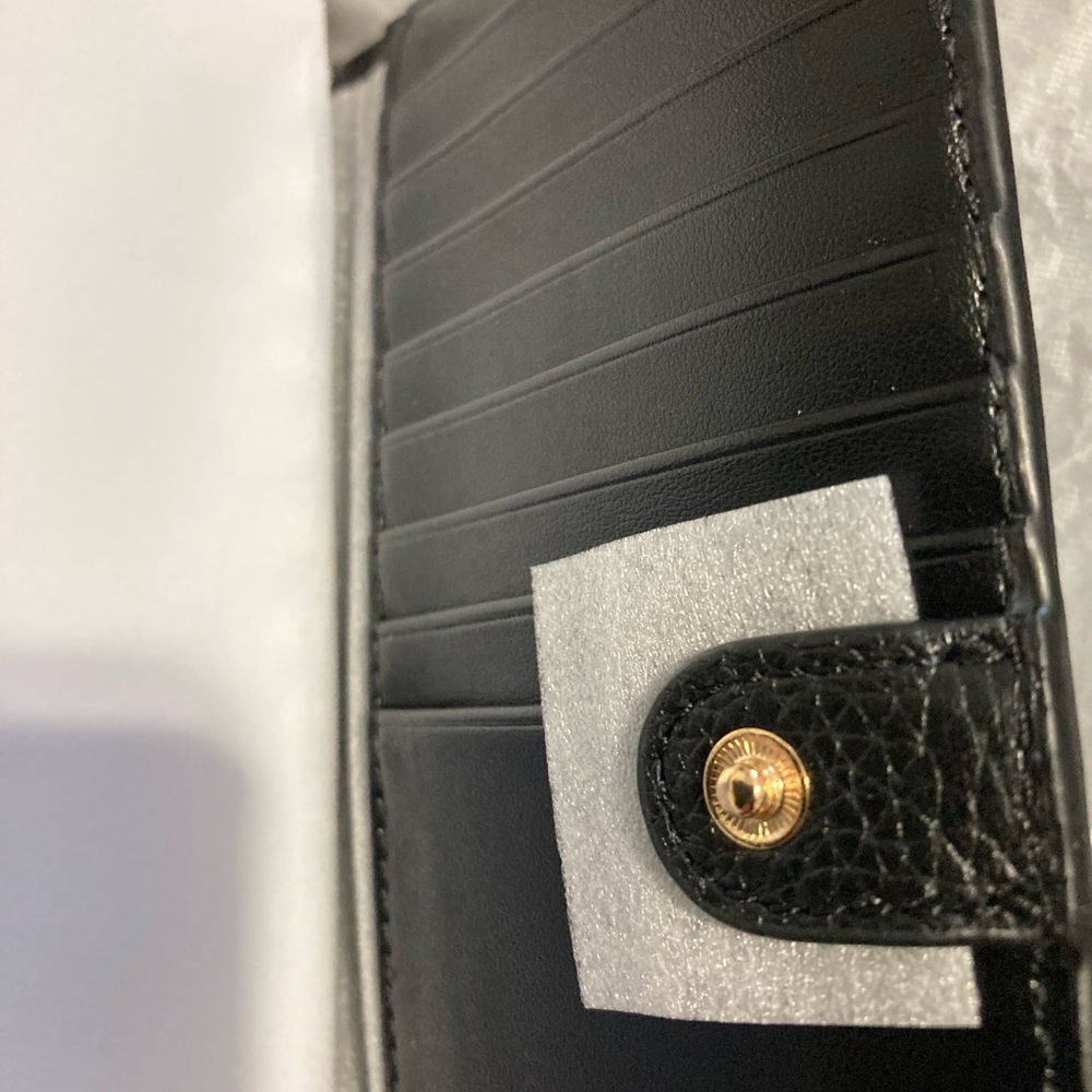 NWTS Michael Kors Crossbody Wallet - Picture 3 of 7